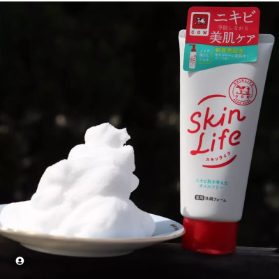 Sữa Rửa Mặt Cow Skinlife Facial Foam Ngừa Mụn Và Dưỡng Trắng Da (130g)