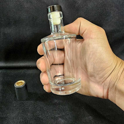 Chai Thủy Tinh Mini mẫu vốt ka nắp cao su kèm màng co – Lọ Thủy Tinh Nhỏ 100ML trụ tròn vai xòe – Chai Đựng Rượu Mini (F2)