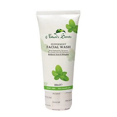 Sữa rửa mặt bạc hà ngăn ngừa mụn Nature