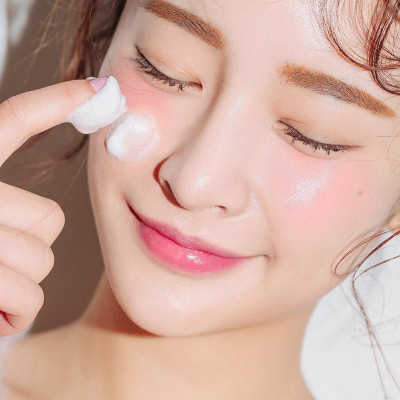 Sữa Rửa Mặt Ngừa Mụn Và Làm Sáng Da 31302 Reihaku Hatomugi Facial Foam(Tuýp 130 G)