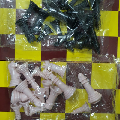 Bộ cờ Vua lớn Trung Thành - Kích thước Ngang 42cm - Dọc 44cm - Đồ chơi giải trí, trí tuệ - Hàng chính hãng