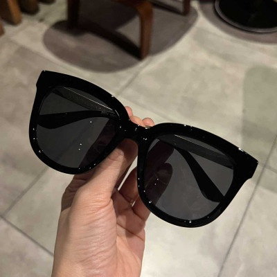 Kính mát nam nữ đi đường chống nắng bảo vệ mắt + Tặng phụ kiện hộp đựng