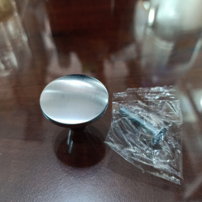 TAY NẮM TỦ IVAN 10828.001