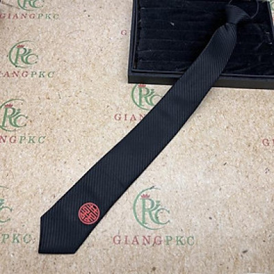 Cà vạt nam chú rể màu đen song Hỷ đỏ tròn mẫu 6cm dây kéo thắt sẵn màu đen kẻ ánh