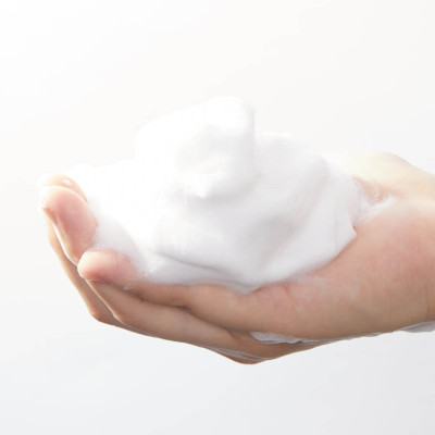 Sữa Rửa Mặt Dưỡng Ẩm Ngăn Ngừa Lão Hóa Da Kosé Softymo Cleansing Foam Hyaluronic Acid (190 G)