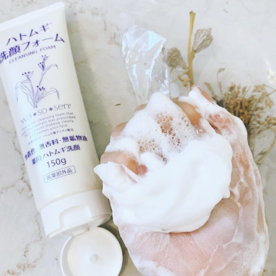 Sữa Rửa Mặt Tẩy Trang Chiết Xuất Ý Dĩ Wasosen Cleansing Foam 150 G