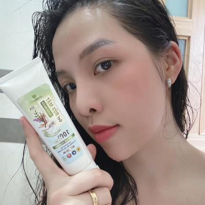 GEL RỬA MẶT THIÊN NHIÊN CHIẾT XUẤT RỄ CAM THẢO MẸ KEN tuýp 500ml - Dành cho da thường, khô, nám, tàn nhang, SỮA RỬA MẶT - Tặng kèm 1 khăn mặt