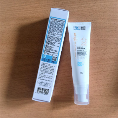 Kem dưỡng trắng da bật tone, chống nắng Anjo Professional Tone-up Sun cream 50g