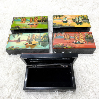 Hộp trang sức sơn mài vẽ màu lót nhung bên trong sang trọng size 10x20 cm
