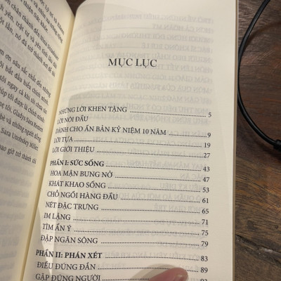 NƠI BÀN ĂN KỂ CHUYỆN CHỮA LÀNH – Sự chữa lành là sợi dây kết nối và thức tỉnh chúng ta – Rachel Naomi Remen – Điển Dũng dịch – Huy Hoàng Books – NXB Phụ nữ Việt Nam (Bìa mềm)