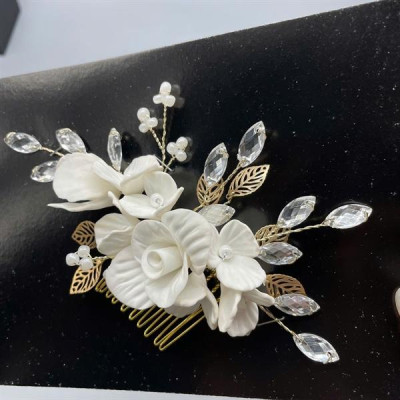 Cài tóc cô dâu hoa đất sét trắng có sẵn xược cài mã 005 - 14cm