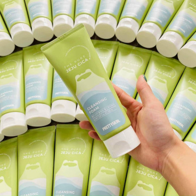Sữa rửa mặt rau má PrettySkin The Pure Jeju Cica Cleansing Foam  150ml
