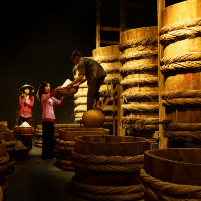 Nước mắm nhỉ Làng Chài Xưa xuất khẩu nhãn xanh chai thủy tinh 500ml cốt nhỉ đặc biệt vị dịu nhẹ gu Việt Kiều giới trẻ thành thị