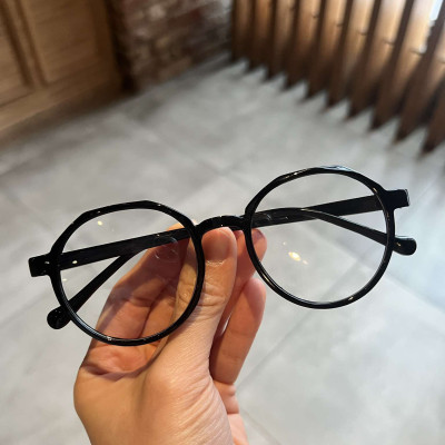 Kính gọng nhựa Mắt tròn thiết kế đơn giản