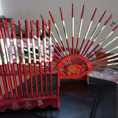 Đũa thờ bằng gỗ hương kt 20×27×8cm