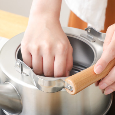 Ấm đun nước bếp từ cao cấp Freiz Takumiya 2.5L hàng chính hãng nhập khẩu từ Nhật Bản (Made in Japan)