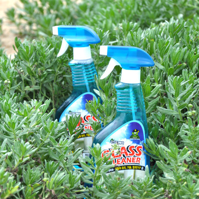 Xịt lau kính sạch sâu bảo vệ kính, nước lau kính đa năng Glass Cleaner Hàn Quốc 600ml