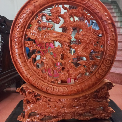 Đĩa trang trí phong thủy trạm khắc tứ linh bằng gỗ hương đá mặt rộng 40×4cm