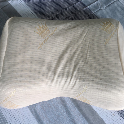 Gối nằm Cao Su Thiên Nhiên  Honey Nơ Vạn Thành 38x53x10cm-Êm ái-đàn hồi.