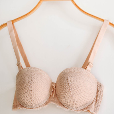 Áo ngực Lovely mút dày 8069