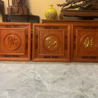 Tranh treo tường chữ tâm bằng gỗ hương đỏ kt 55×55×3.5cm