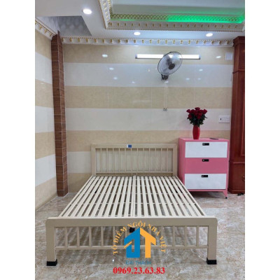 Giường sắt ngủ hiện đại đơn giản mẫu sọc vuông 48 kích thước 1M4X2M