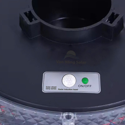 Đèn năng lượng mặt trời sân vườn UFO 3 màu kim cương