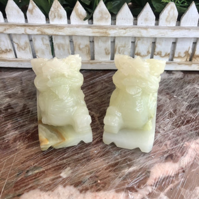 Cặp Tỳ Hưu phong thủy đá ngọc Onyx có đế - Dài 11 cm
