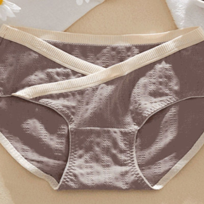 Quần lót bầu cạp chéo Azuno Chất Liệu Đũi Xước Thoáng Khí, Kháng Khuẩn Cho Mẹ