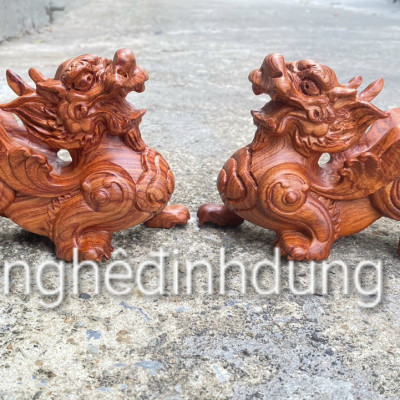 Cặp tỳ hưu phong thủy bằng gỗ hương đá kt 20×12×8cm 