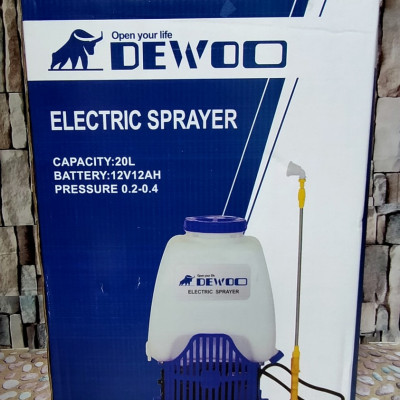 MÁY PHUN THUỐC - BÌNH PHUN THUỐC DEWOO 20L CHẠY ĐIỆN 12V DW-20M - HÀNG CHÍNH HÃNG