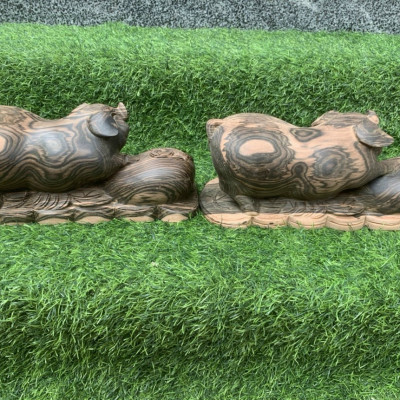 Tượng con heo ,phong thủy hút tài lộc ,bằng gỗ mun kt 30×14×13cm