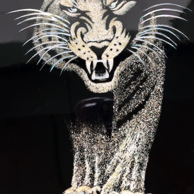 Tranh sơn mài - MÃNH HỖ UY PHONG - cẩn ốc, trứng hàng xuất khẩu