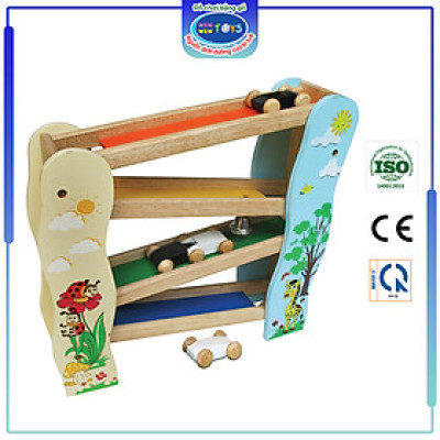 Đồ chơi gỗ: Trò chơi trượt xe - Winwintoys 63092 - Phát triển trí tò mò và khám phá cho bé