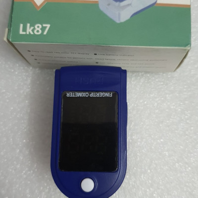 Máy đo nồng độ oxy trong máu spO2 và đo nhịp tim,máy đo kẹp ngón tay cho quả đo nhanh và có độ chính xác cao - Hàng chính hãng