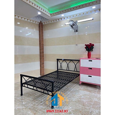 Giường sắt size 1mx2m giá rẻ kiểu đan chéo