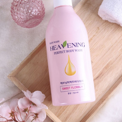 Set 02 chai sữa tắm dưỡng ẩm, làm trắng da toàn thân Hàn Quốc Heavening Perfect 750ml