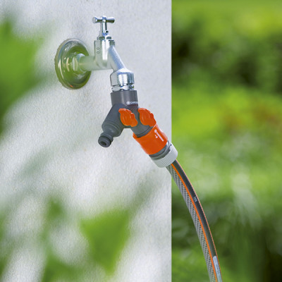 Cút nối vòi chia nguồn nước Gardena 00938-20
