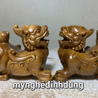 Cặp tỳ hưu phong thủy hút tài lộc bằng gỗ bách xanh thơm nức kt 10x7x5cm