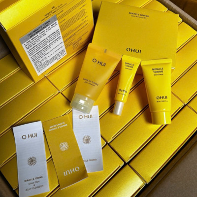 Bộ dưỡng ẩm sáng da căng bóng OHUI Miracle Toning 3pcs set