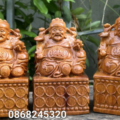 Tượng thần tài bằng gỗ bách xanh thơm nức kt cao 16×10×7cm 
