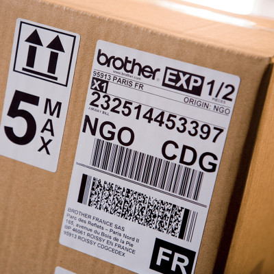 Máy in nhãn Brother QL-700 - Hàng Chính Hãng