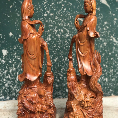 Tượng phật bà quan âm bồ tát cưỡi rồng được làm bằng gỗ hương đá kt 50×16×15cm