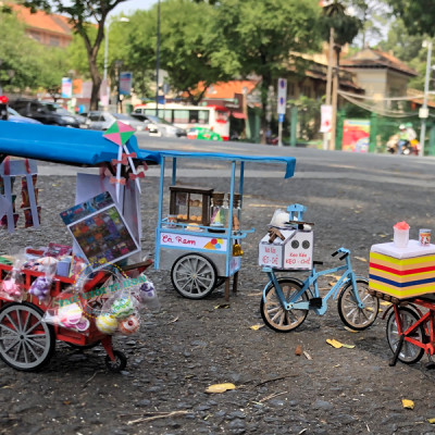 Mô Hình Sài Gòn Xưa Và Nay Thu Nhỏ - Thế Giới Tí Hon - Xe Đồ Chơi - HR10