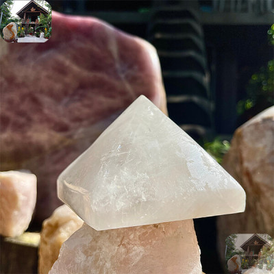 Kim tự tháp năng lượng NHA SAN T637 Bí quyết cho cuộc sống khỏe mạnh, hạnh phúc - 0.88 kg (7 x 10 cm)