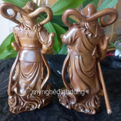 Tượng hai vị hộ phát _ Vi đà tôn thiên và quan công bằng gỗ bách xanh thơm nức kt cao 20x9x7cm 