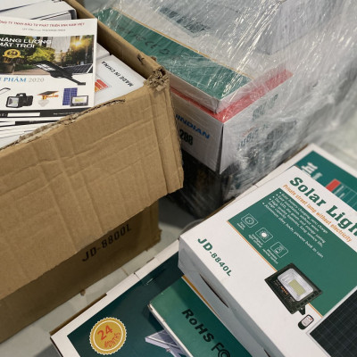 Đèn Led Solar chính hãng JD8840L