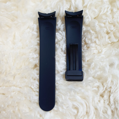 Dây Đồng Hồ Dành Cho Samsung Galaxy Watch 5 Pro - Size Chốt 20mm - Chất Liệu Silicone - Khoá Titanium Từ Tính