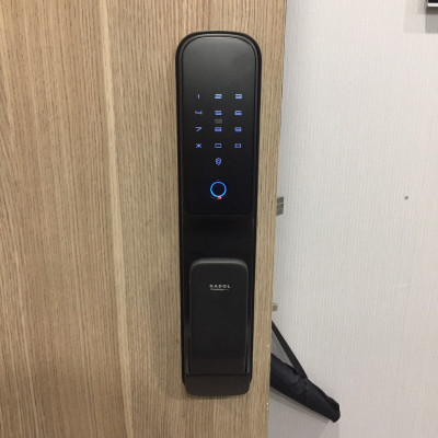 Khóa cửa vân tay Kadol M150