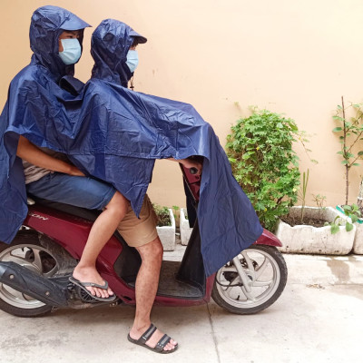Áo Mưa Hai Đầu, Áo Mưa Đôi Dành Cho 2 Người Hàng Chất Lượng Cao, Vài Dù Cao Cấp